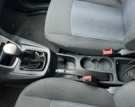 Синій Форд Фієста, об'ємом двигуна 1.2 л та пробігом 127 тис. км за 5300 $, фото 7 на Automoto.ua