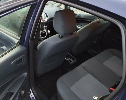 Синий Форд Фиеста, объемом двигателя 1.2 л и пробегом 117 тыс. км за 5629 $, фото 6 на Automoto.ua