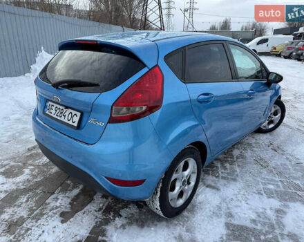 Синій Форд Фієста, об'ємом двигуна 1.4 л та пробігом 103 тис. км за 6999 $, фото 3 на Automoto.ua