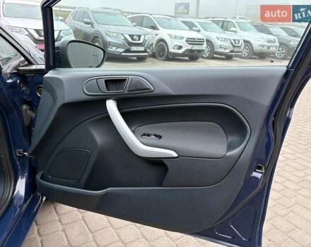 Синий Форд Фиеста, объемом двигателя 1.4 л и пробегом 240 тыс. км за 6190 $, фото 26 на Automoto.ua
