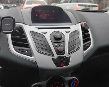 Синий Форд Фиеста, объемом двигателя 1.4 л и пробегом 112 тыс. км за 7500 $, фото 11 на Automoto.ua