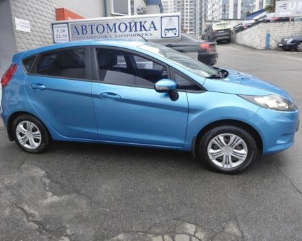 Синий Форд Фиеста, объемом двигателя 1.4 л и пробегом 112 тыс. км за 7500 $, фото 2 на Automoto.ua