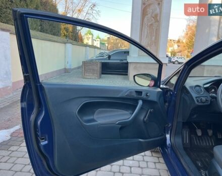 Синий Форд Фиеста, объемом двигателя 1.4 л и пробегом 176 тыс. км за 4700 $, фото 9 на Automoto.ua