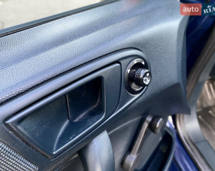 Синій Форд Фієста, об'ємом двигуна 1.4 л та пробігом 175 тис. км за 4700 $, фото 15 на Automoto.ua