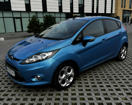 Синий Форд Фиеста, объемом двигателя 1.39 л и пробегом 88 тыс. км за 7200 $, фото 4 на Automoto.ua