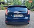 Синий Форд Фиеста, объемом двигателя 1 л и пробегом 127 тыс. км за 5950 $, фото 4 на Automoto.ua