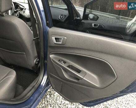 Синий Форд Фиеста, объемом двигателя 1 л и пробегом 68 тыс. км за 6350 $, фото 50 на Automoto.ua