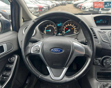 Синій Форд Фієста, об'ємом двигуна 1 л та пробігом 109 тис. км за 6200 $, фото 17 на Automoto.ua
