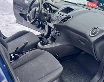 Синий Форд Фиеста, объемом двигателя 1 л и пробегом 68 тыс. км за 6350 $, фото 40 на Automoto.ua