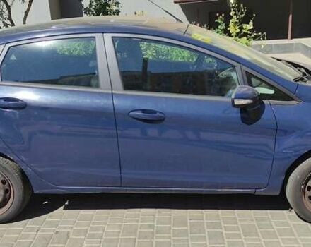 Синій Форд Фієста, об'ємом двигуна 1.6 л та пробігом 110 тис. км за 7400 $, фото 4 на Automoto.ua