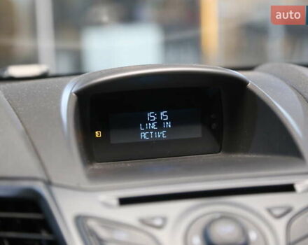 Синій Форд Фієста, об'ємом двигуна 1 л та пробігом 89 тис. км за 7900 $, фото 17 на Automoto.ua