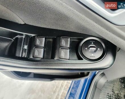 Синий Форд Фиеста, объемом двигателя 1 л и пробегом 173 тыс. км за 6800 $, фото 16 на Automoto.ua