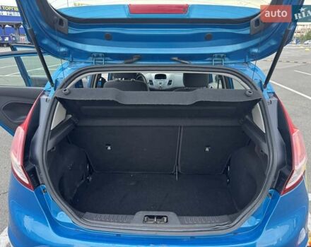 Синій Форд Фієста, об'ємом двигуна 1 л та пробігом 125 тис. км за 7500 $, фото 18 на Automoto.ua