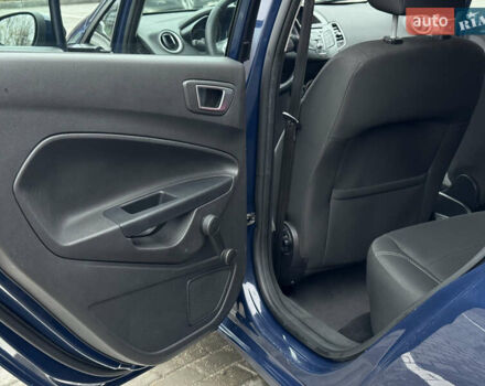 Синий Форд Фиеста, объемом двигателя 1 л и пробегом 190 тыс. км за 6600 $, фото 22 на Automoto.ua