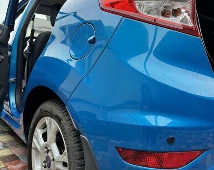 Синій Форд Фієста, об'ємом двигуна 1 л та пробігом 120 тис. км за 8500 $, фото 23 на Automoto.ua