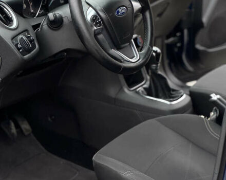 Синий Форд Фиеста, объемом двигателя 1 л и пробегом 190 тыс. км за 6600 $, фото 14 на Automoto.ua