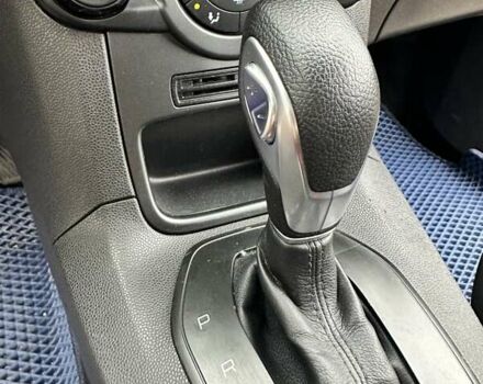 Синій Форд Фієста, об'ємом двигуна 1 л та пробігом 120 тис. км за 8500 $, фото 30 на Automoto.ua