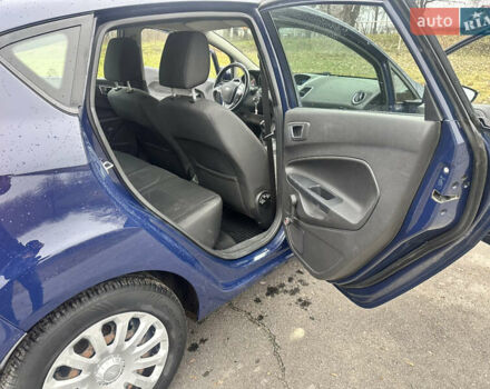 Синий Форд Фиеста, объемом двигателя 1.24 л и пробегом 134 тыс. км за 6500 $, фото 11 на Automoto.ua