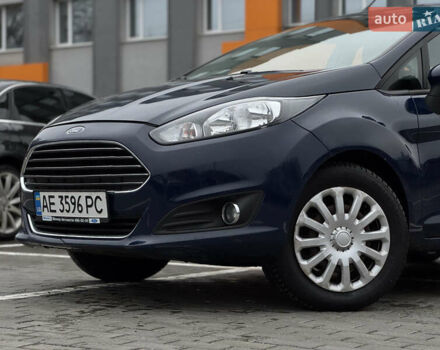Синий Форд Фиеста, объемом двигателя 1 л и пробегом 190 тыс. км за 6600 $, фото 27 на Automoto.ua