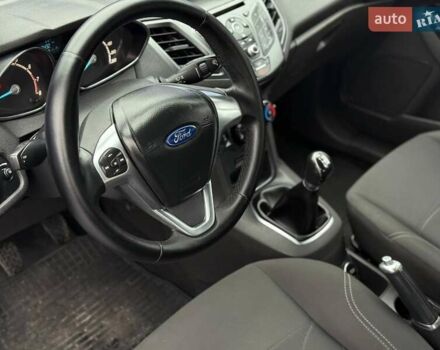 Синій Форд Фієста, об'ємом двигуна 1.24 л та пробігом 169 тис. км за 6999 $, фото 7 на Automoto.ua