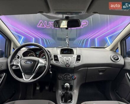 Синій Форд Фієста, об'ємом двигуна 1.24 л та пробігом 169 тис. км за 6999 $, фото 9 на Automoto.ua