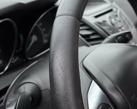 Синий Форд Фиеста, объемом двигателя 1 л и пробегом 190 тыс. км за 6600 $, фото 16 на Automoto.ua