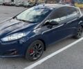 Синий Форд Фиеста, объемом двигателя 1 л и пробегом 165 тыс. км за 5600 $, фото 1 на Automoto.ua