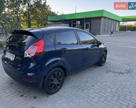 Синий Форд Фиеста, объемом двигателя 1.24 л и пробегом 163 тыс. км за 5700 $, фото 4 на Automoto.ua