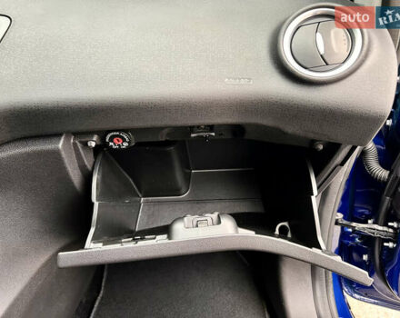 Синий Форд Фиеста, объемом двигателя 1 л и пробегом 53 тыс. км за 9500 $, фото 33 на Automoto.ua