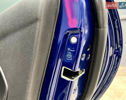 Синий Форд Фиеста, объемом двигателя 1 л и пробегом 53 тыс. км за 9500 $, фото 36 на Automoto.ua