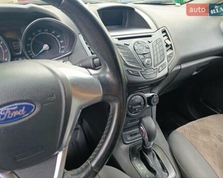 Синий Форд Фиеста, объемом двигателя 1 л и пробегом 135 тыс. км за 8700 $, фото 5 на Automoto.ua