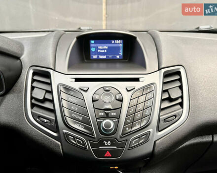 Синий Форд Фиеста, объемом двигателя 1 л и пробегом 53 тыс. км за 9500 $, фото 21 на Automoto.ua