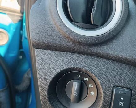 Форд Фиеста 2016 в Львове на Automoto.ua Синий Форд Фиеста, объемом двигателя 1.6 л и пробегом 124 тыс. км за 8000 $, фото 14 на Automoto.ua