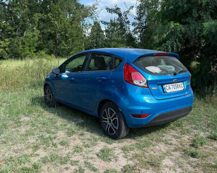 Синій Форд Фієста, об'ємом двигуна 1 л та пробігом 94 тис. км за 7500 $, фото 2 на Automoto.ua