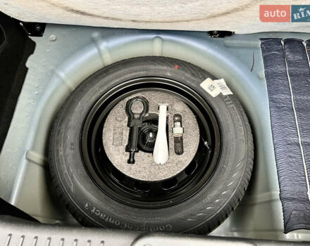 Синий Форд Фиеста, объемом двигателя 1 л и пробегом 53 тыс. км за 9500 $, фото 41 на Automoto.ua