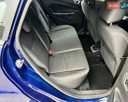 Синий Форд Фиеста, объемом двигателя 1 л и пробегом 53 тыс. км за 9500 $, фото 37 на Automoto.ua