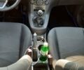 Синий Форд Фиеста, объемом двигателя 1.4 л и пробегом 151 тыс. км за 9700 $, фото 4 на Automoto.ua