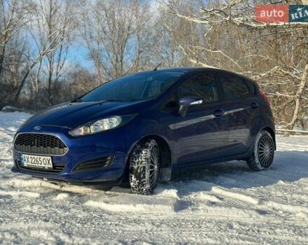 Синій Форд Фієста, об'ємом двигуна 1 л та пробігом 80 тис. км за 9500 $, фото 2 на Automoto.ua