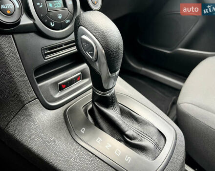 Синий Форд Фиеста, объемом двигателя 1 л и пробегом 53 тыс. км за 9500 $, фото 24 на Automoto.ua