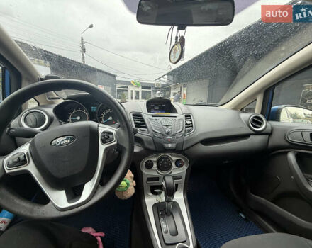 Синий Форд Фиеста, объемом двигателя 1.6 л и пробегом 103 тыс. км за 10000 $, фото 8 на Automoto.ua