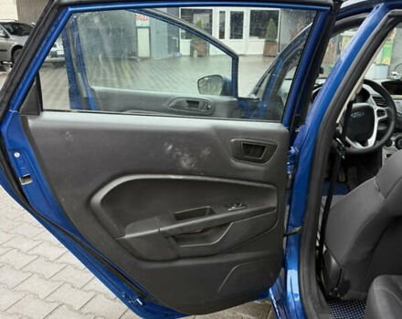 Синий Форд Фиеста, объемом двигателя 1.6 л и пробегом 103 тыс. км за 10000 $, фото 15 на Automoto.ua