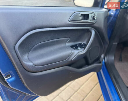 Синий Форд Фиеста, объемом двигателя 1.6 л и пробегом 160 тыс. км за 9500 $, фото 8 на Automoto.ua