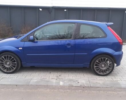 Синій Форд Фієста, об'ємом двигуна 2 л та пробігом 94 тис. км за 4600 $, фото 5 на Automoto.ua