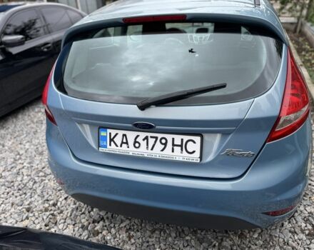 Синий Форд Фиеста, объемом двигателя 1.2 л и пробегом 250 тыс. км за 2999 $, фото 2 на Automoto.ua