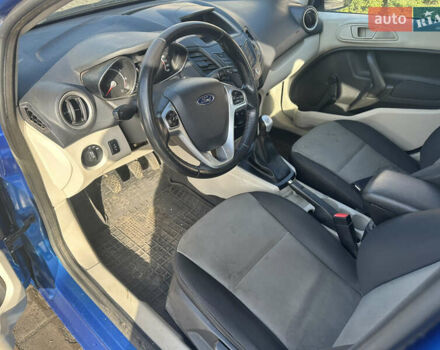 Синій Форд Фієста, об'ємом двигуна 1.6 л та пробігом 178 тис. км за 3800 $, фото 6 на Automoto.ua