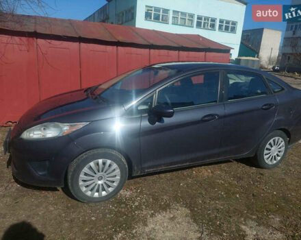 Форд Фиеста 2012 в Глухове на Automoto.ua Синий Форд Фиеста, объемом двигателя 1.6 л и пробегом 216 тыс. км за 7500 $, фото 2 на Automoto.ua