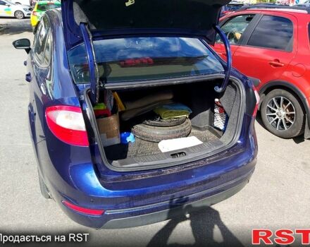 Синий Форд Фиеста, объемом двигателя 1.6 л и пробегом 110 тыс. км за 7800 $, фото 3 на Automoto.ua