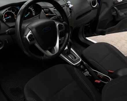 Синий Форд Фиеста, объемом двигателя 1.6 л и пробегом 129 тыс. км за 8300 $, фото 10 на Automoto.ua