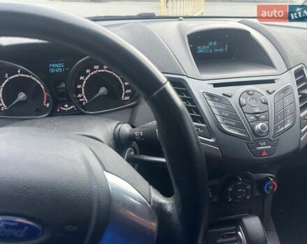 Синій Форд Фієста, об'ємом двигуна 1 л та пробігом 64 тис. км за 8500 $, фото 1 на Automoto.ua