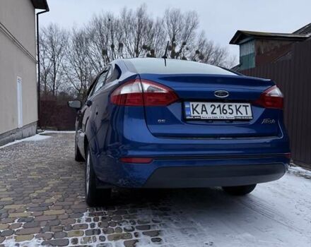 Синій Форд Фієста, об'ємом двигуна 1.6 л та пробігом 97 тис. км за 9000 $, фото 3 на Automoto.ua